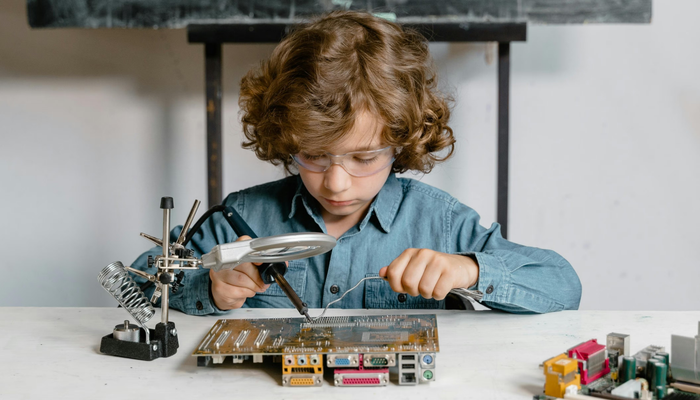 boy_soldering.png